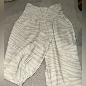 Old Navy Athletic Zebra Joggers